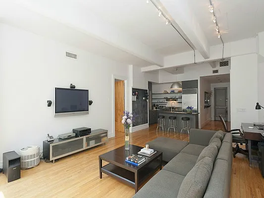 Sold by Sotheby's International Realty | media 21