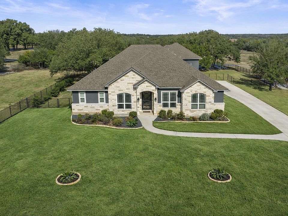 1st image of 1006 Woodpark Ln