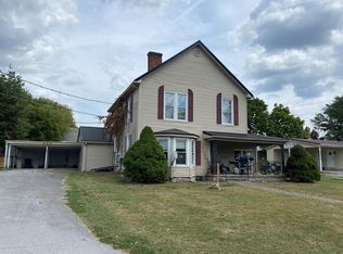 904 W Water St, Flemingsburg, KY 41041