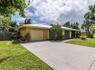 580 E Valley Dr, Bonita Springs, FL 34134