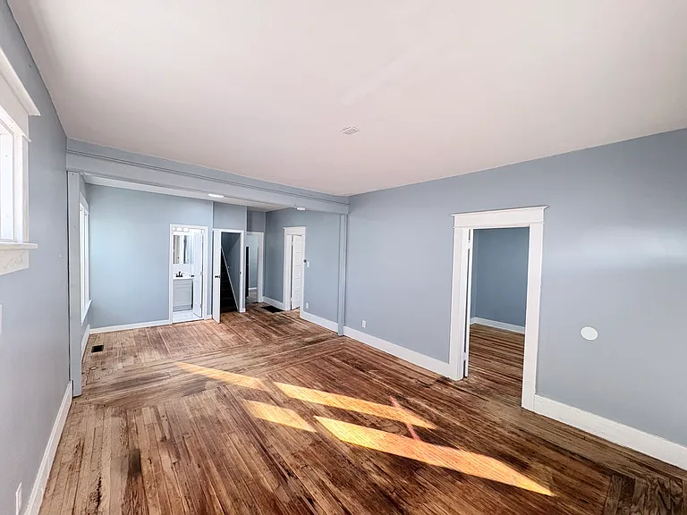 269 Altamont Ave — Photo 9