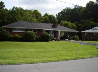 119 Deadrick Dr, Kingsport, TN 37663