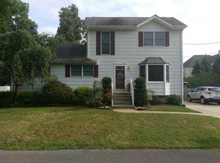 80 Mayberry Ave, Monroe Township, NJ