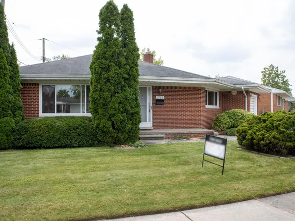 1719 Chaucer Ave, Madison Heights, MI 48071