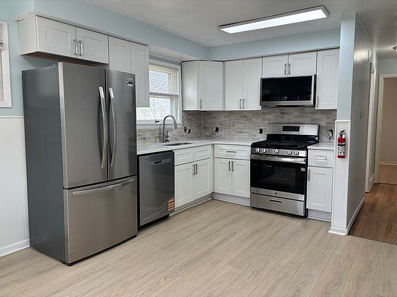 2nd image of 58 Burr Ave