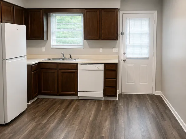 Arrowhead Apartments, 116 Arrowhead Dr #7, Johnson City, TN 37601