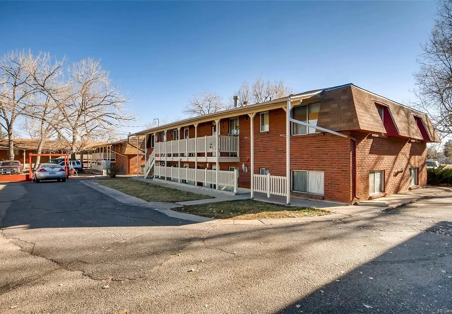 2 bed, 750 sqft, $1,640 — Photo 1