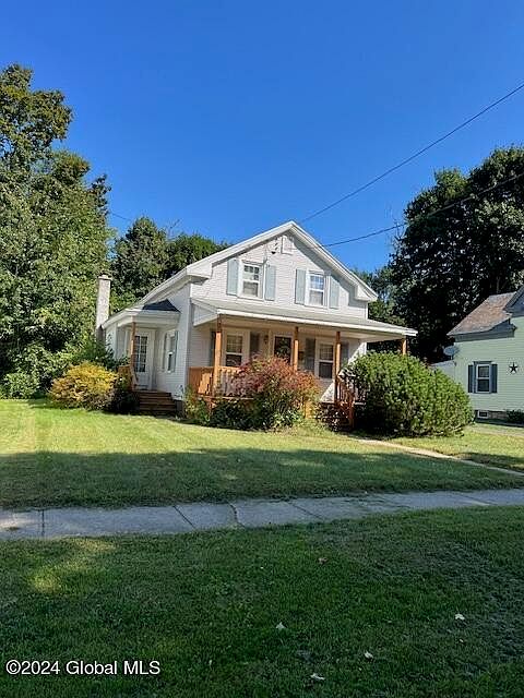 1st image of 15 Willow Street
