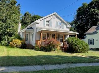 15 Willow St, Hudson Falls, NY 12839