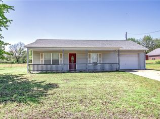 1712 S Locust Ave, Westville, OK 74965