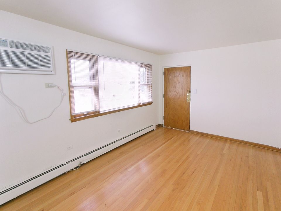 Living Room Side_06292018