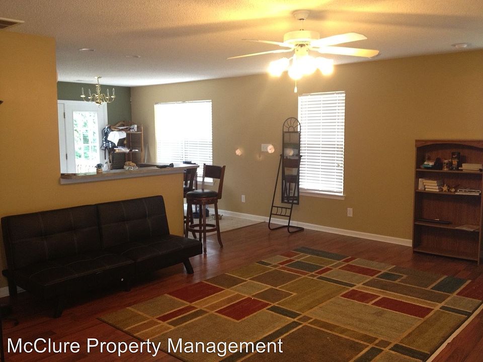 2nd image of 215 Devon Forrest Dr
