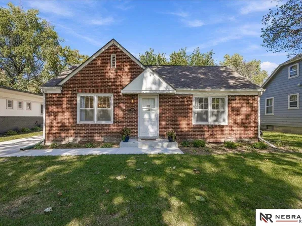 3744 Everett St, Lincoln, NE 68506