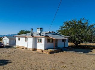 6090 W Chino Dr, Golden Valley, AZ 86413