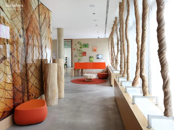 200 East 66th Street image 10 of 12