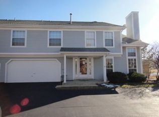 3S124 Timber Dr, Warrenville, IL