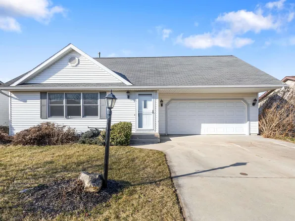988 Spring Crossing Dr, Middlebury, IN 46540