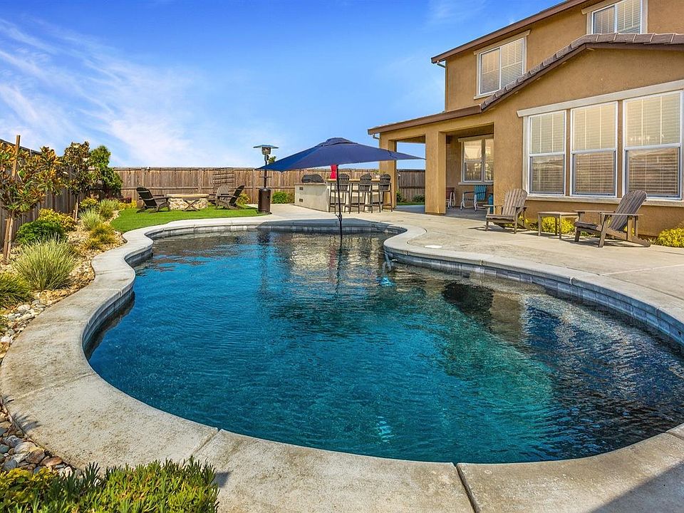 1st image of 1100 Presidio Court