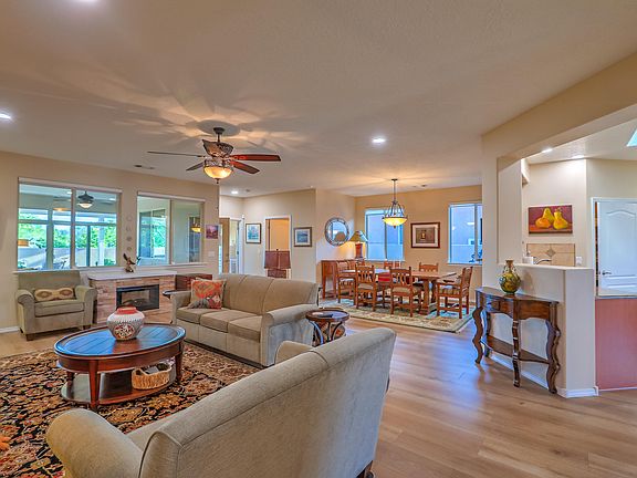 4th image of 1078 Prairie Zinnia Dr