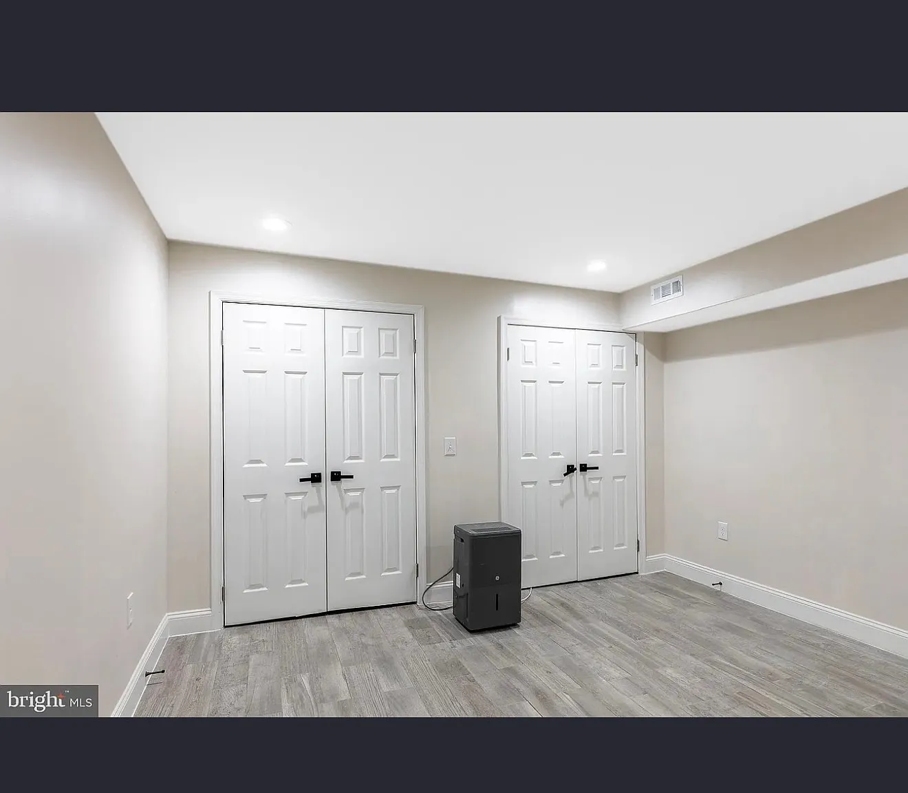 2 bed, 750 sqft, $2,800 — Photo 2