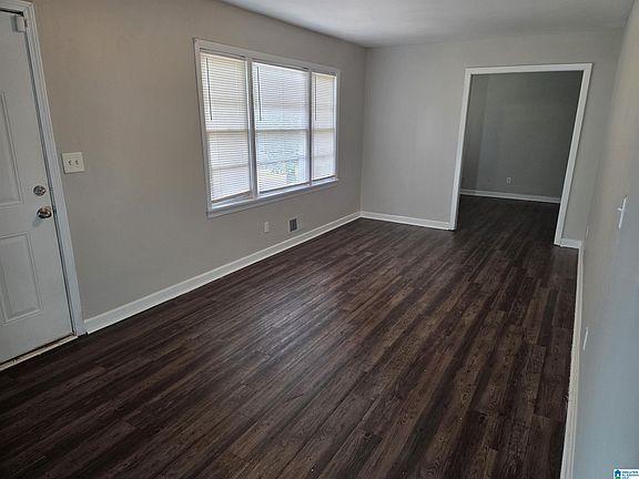 5th image of 305 Lawson Rd