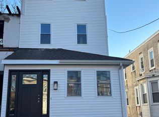 402 Colwyn Ave, Darby, PA 19023