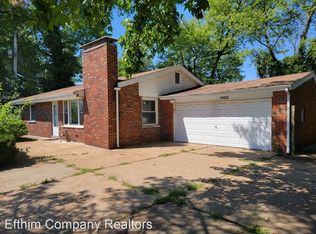 11935 Old Halls Ferry Rd, Florissant, MO 63033
