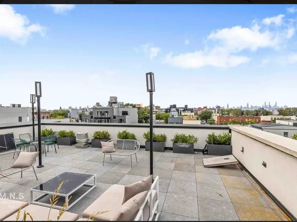 412 Evergreen Avenue image 10 of 10