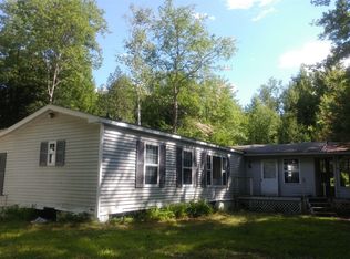 518 White Schoolhouse Rd, Chestertown, NY 12817