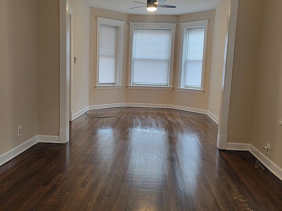 5th image of 1721 W Catalpa Ave #1