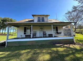 329 Armory Rd, Galax, VA 24333