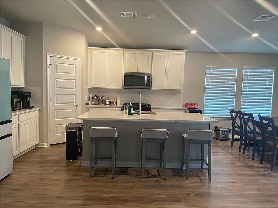 1st image of 104 Greenspire Downs Dr