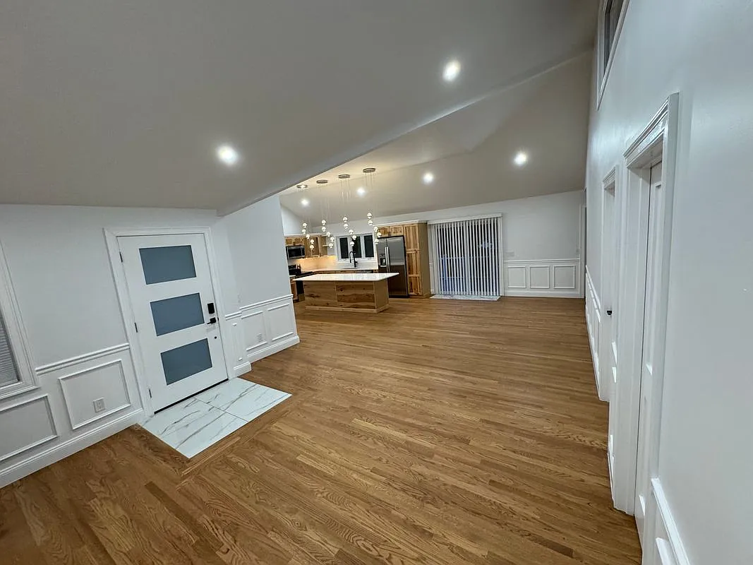 3 bed, 1.0 bath, 1860 sqft, $4,500 — Photo 4