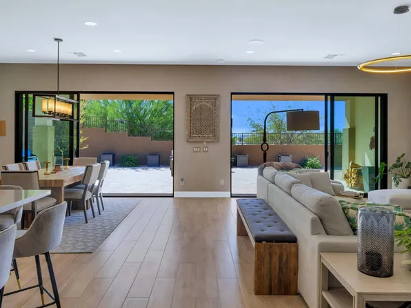 2041 E Fallen Leaf Ln, Phoenix, AZ 85024