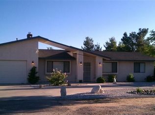 19040 Bay Meadows Dr, Apple Valley, CA 92308