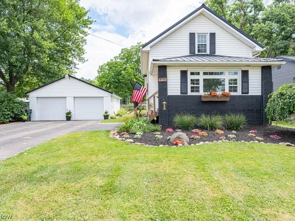 4106 North St, Beloit, OH 44665