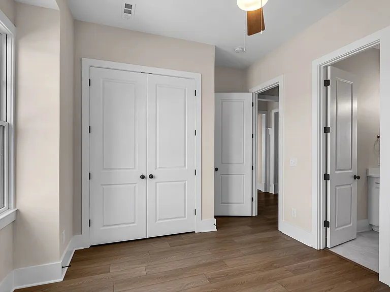 247 Asterwood Cir — Photo 17