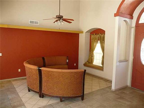 4th image of 175 Cherry Hill Ln