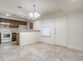 8007 Rothington Rd APT 11-17, Dallas, TX 75227