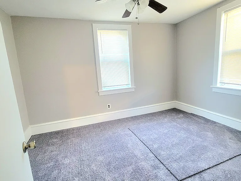602 Powell St — Photo 9