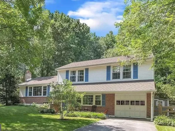 2302 Graywood Rd, Wilmington, DE 19810