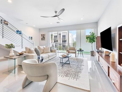 1025 NE 18th Ave #306, Fort Lauderdale, FL, 33394
