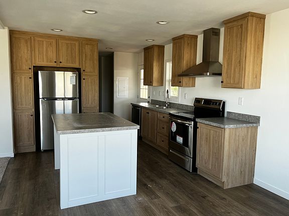 4th image of 2627 S Lamb Blvd Trailer 171