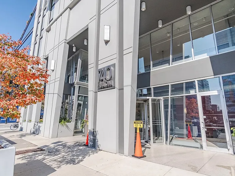 740 W Fulton St #511 — Photo 9
