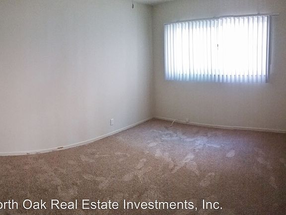 4th image of 945 N Cedar St APT 11