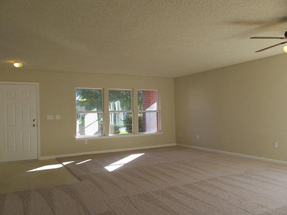 4th image of 2330 Adams Lake Blvd