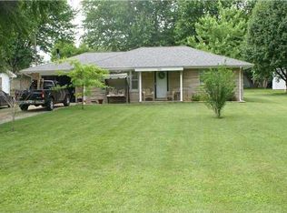 700 E North St, Westport, IN