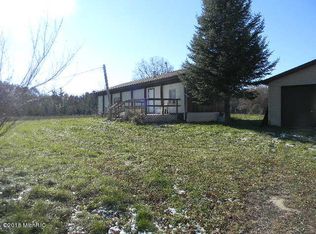 16521 10th Ave, Remus, MI