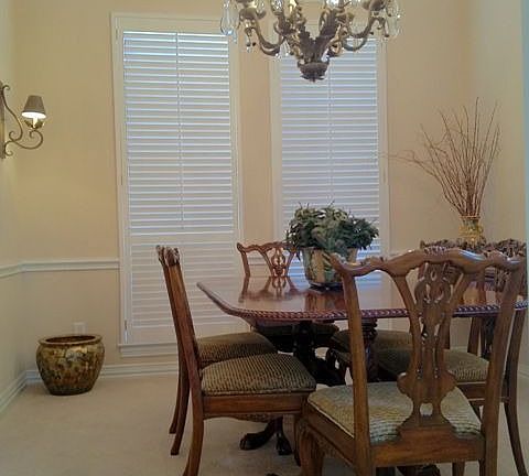 Formal dining