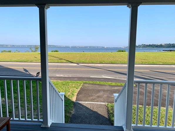 220 Veranda St